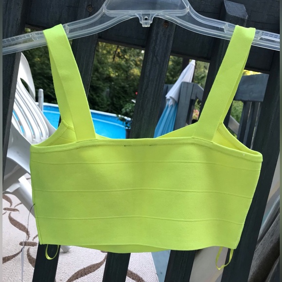 New Women’s Guess Bandage Crop Top in neon yellow, size XS - Picture 3 of 8